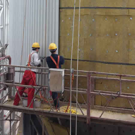 盛世金鼎外墻巖棉板施工現(xiàn)場(chǎng)